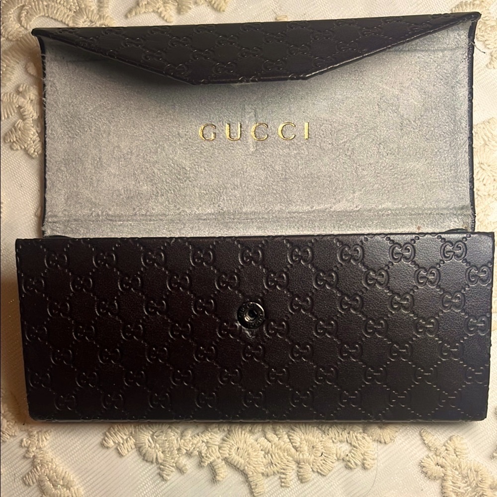 GUC Gucci Brown Monogram Sunglass Case Authentic - Picture 3 of 9
